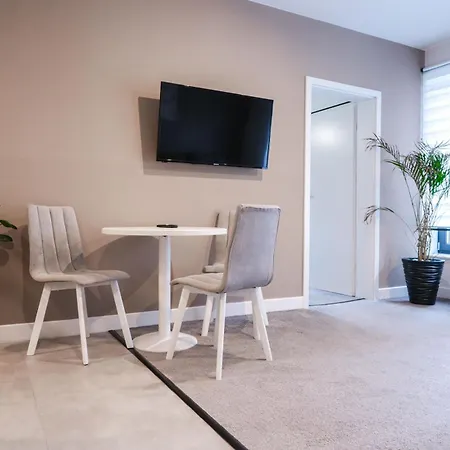 Gavas Modern